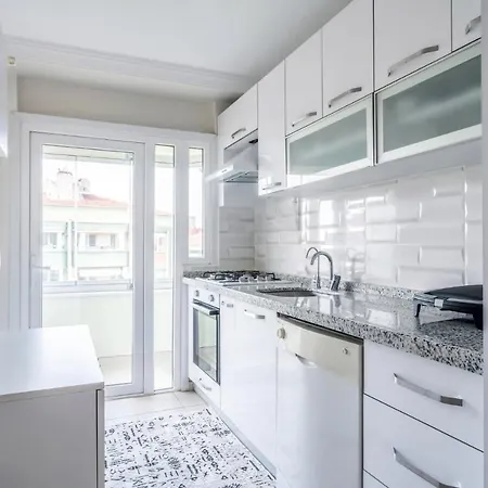 Cozy And Chic Flat Near Istinye Coast In Sariyer דירה איסטמבול