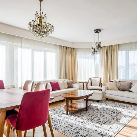 Cozy And Chic Flat Near Istinye Coast In Sariyer דירה *