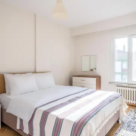 Cozy And Chic Flat Near Istinye Coast In Sariyer * איסטמבול