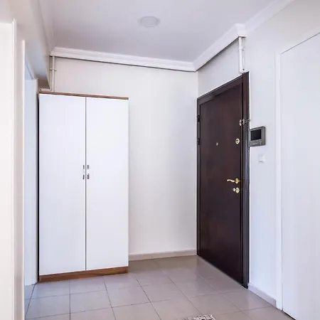Cozy And Chic Flat Near Istinye Coast In Sariyer